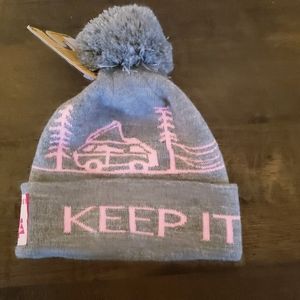 NWT - Bula beanie for kids